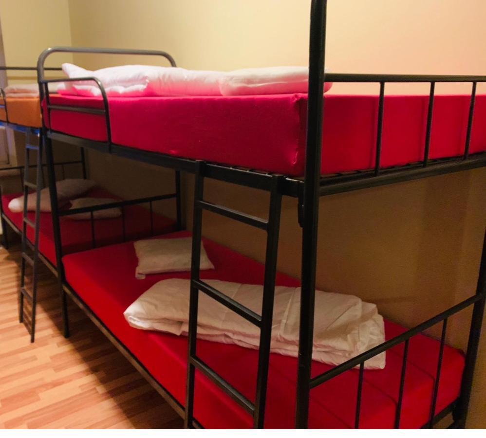 Escobars Backpackers Hostel 里加 外观 照片